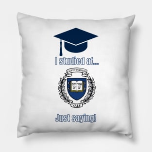 Yale University T-Shirt, college apparel, unisex t-shirts, university t-shirts, alumni clothing, Yale University, gift ideas, college tees Pillow