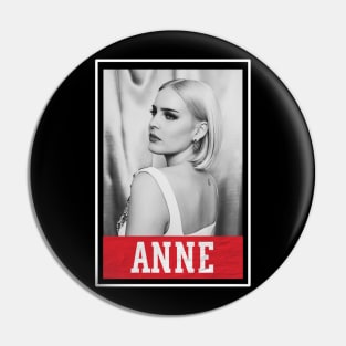 anne marie Pin