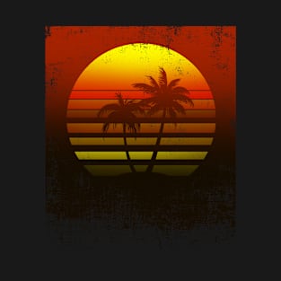 Retro Vintage Distressed Palm Trees Silhouette Beach Sunset in Hawaii T-Shirt