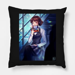 Makoto Niijima Pillow