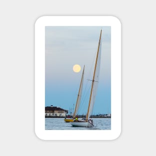 Moonlight sail Magnet