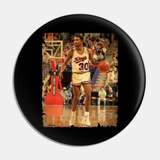 Kenny Smith - Vintage Design Of Basketball Pin