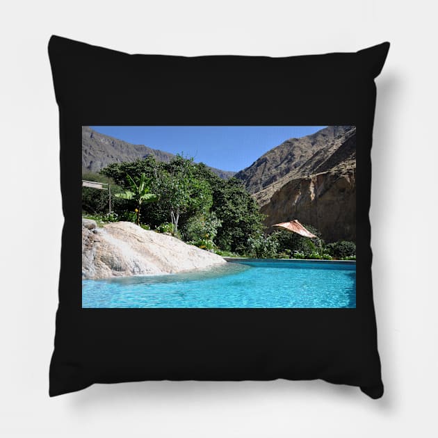 Pérou - Arequipa - Canyon de Colca Pillow by franck380