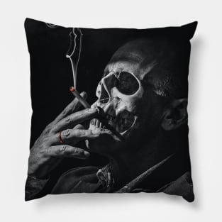 Smoker skull Pillow