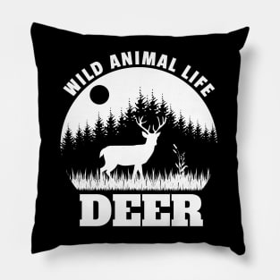 Wild Animals Life Of Giraffe Pillow