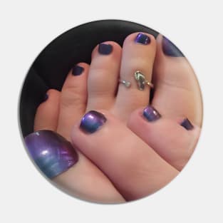 Pretty Toes Pin