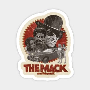 mack vintage Magnet