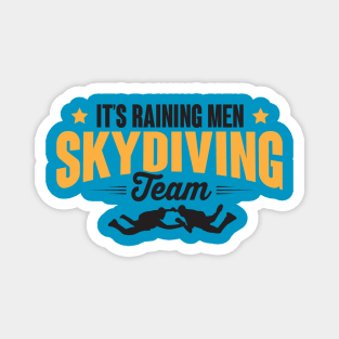 It's raining men - skydiving team Magnet