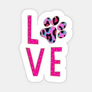 Love. Paw Magnet