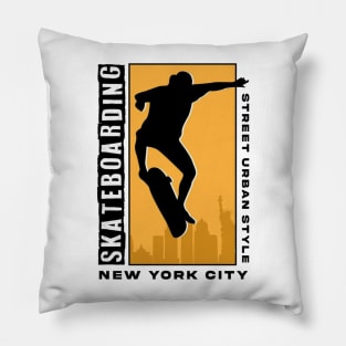 Skate the City: New York Urban Vibes Pillow