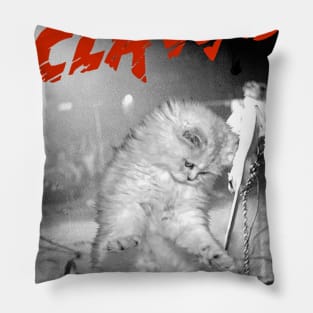 The claws Pillow