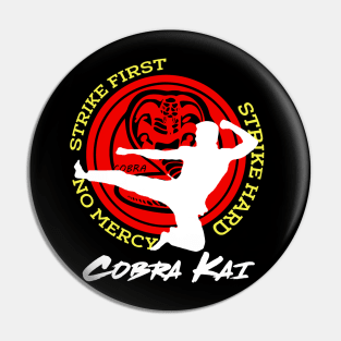 Cobra Fight Pin