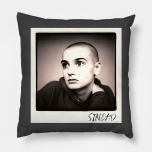 Sinead Vintage Arts Pillow