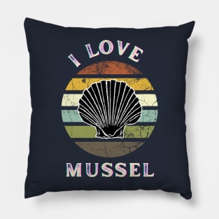 I Love Mussel - Vintage Retro Pillow
