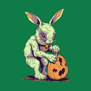 Bunny eating halloween pumpkin T-Shirt