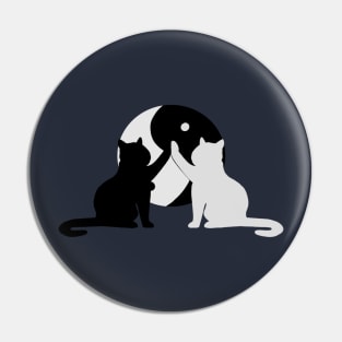 Yin yang cat Pin