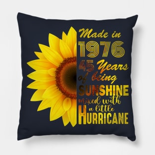 Vintage 1976 Sunflower 45th Birthday Awesome Gift Pillow