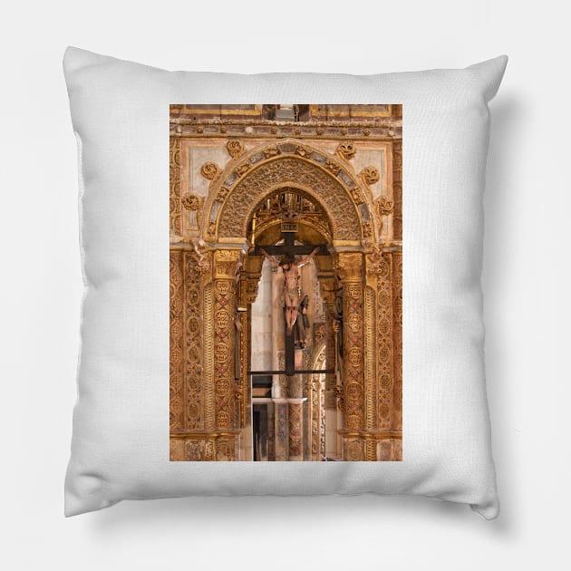 Charola. Convent of Christ. Templars. Pillow by terezadelpilar
