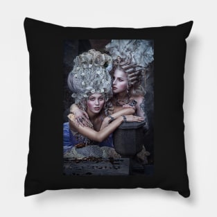 Viola & Fabienne III Pillow