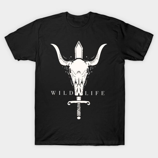 Discover wild life animal skull and sord illustration - Wild Life - T-Shirt