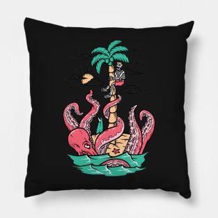 The giant octopus attack the skull Pillow