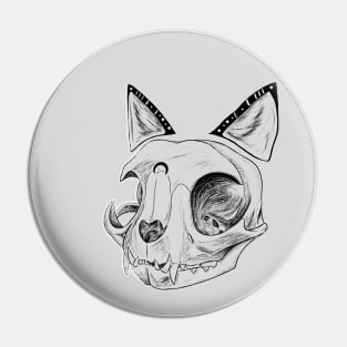 Lunar Cat Skull Pin