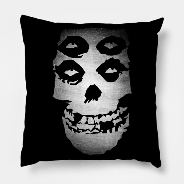 Mismisfitsfits Pillow by dann