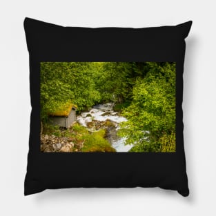A stream in Flam Pillow
