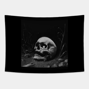 skull alive Tapestry