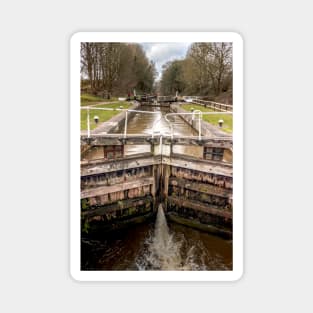 Hatton Locks Magnet