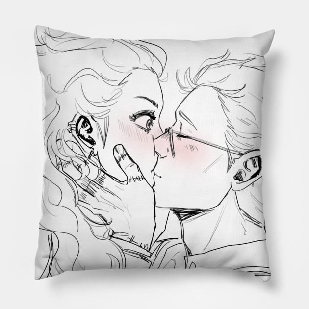 Shinnoi Kiss Pillow by flowoffantasy