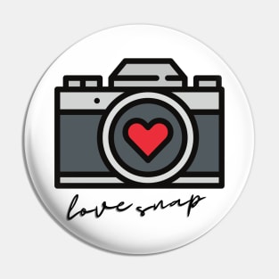 Love snap Pin