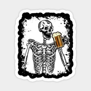 Halloween Shirt Beer Drinking Skeleton Skull Magnet