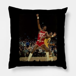 Ralph Sampson Years Played in 1980s Pillow