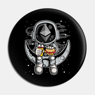 Astronaut Fastfood Ethereum Crypto ETH Coin To The Moon Crypto Token Cryptocurrency Wallet Birthday Gift For Men Women Kids Pin