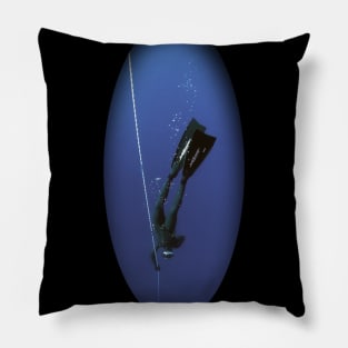 Into the deep Pillow