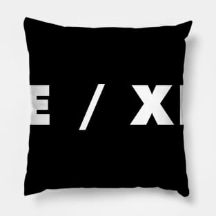 xe / xir - dark Pillow