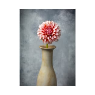 Simple Classic Vase With Pink Dahlia T-Shirt