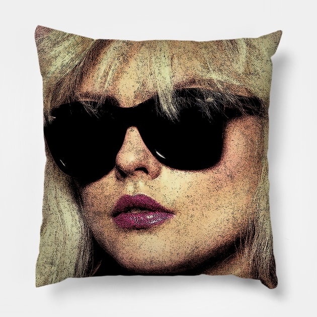 BLONDIE 90S Pillow by loveislive8