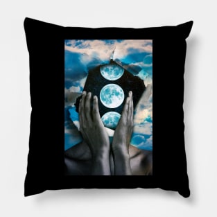 La Luna Pillow