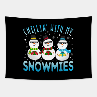 Chillin' With My Snowmies Funny Christmas Pun Tapestry