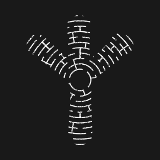 Mistic rune labyrinth algiz T-Shirt