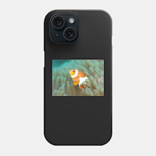 CLOWN FISH HIDING IN THE OCEAN CORAL DESIGN Phone Case