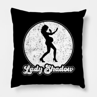 Studio C - Lady Shadow - Circle Pillow