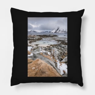 Myrland Pillow