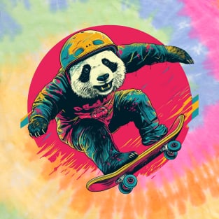 Street art panda in helmet riding a skateboard T-Shirt