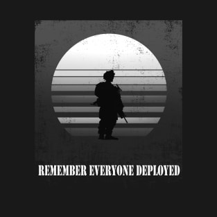 Retro Vintage Distressed Soldier Silhouette Gray Sunset Military - Remember Everyone Deployed - USA Army T-Shirt