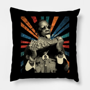 sketc vintage Young Thug with shoes Pillow