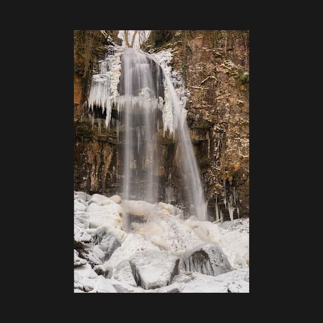 A Frozen Melincourt Waterfall, Resolven by dasantillo