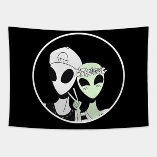 aliens love Tapestry